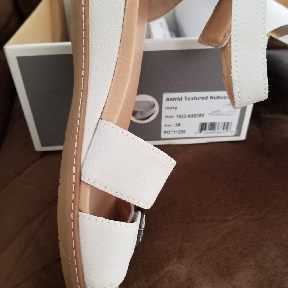 Dansko sandles - Picture 6 of 7